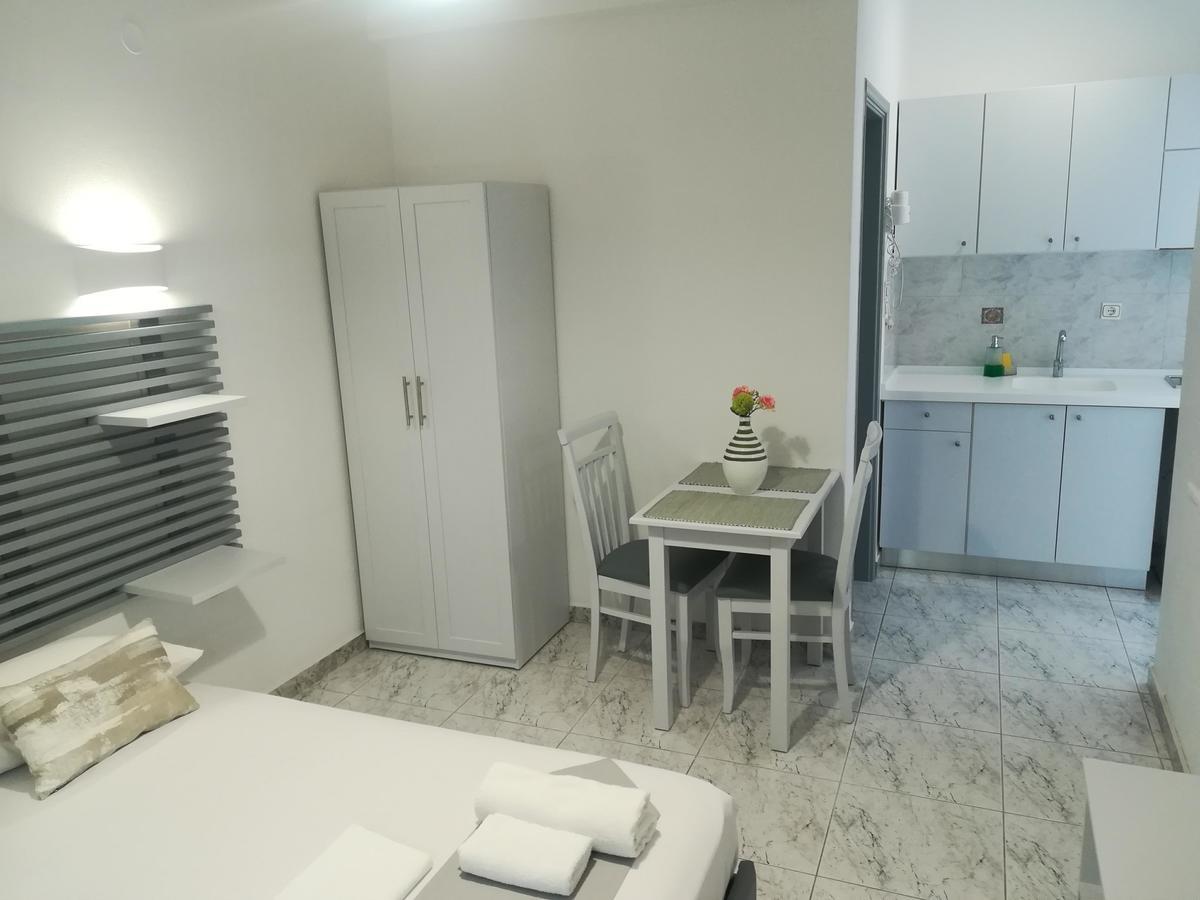 Venus De Milo Apartment Adamantas  Exterior photo
